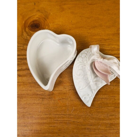 Lenox Heart Trinket Box, New In Box - Picture 3 of 10
